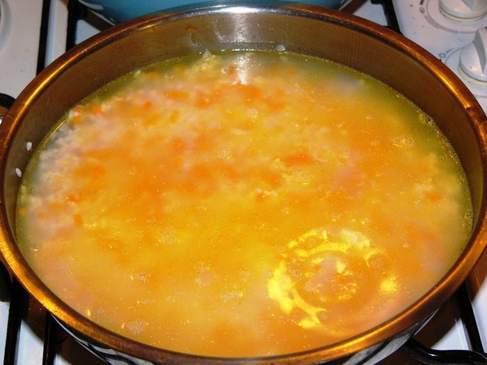 Соте из говядины с гарниром из риса с морковью 