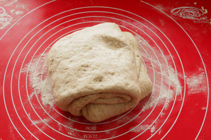 Пшеничный хлеб на ржаной закваске