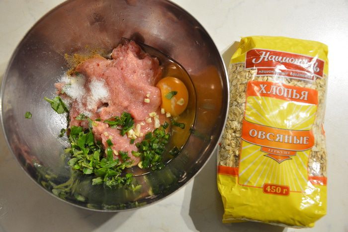 Куриные котлеты с овсянкой