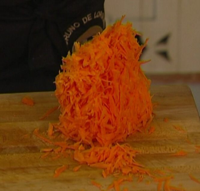 Морковные кексы с апельсином и грецкими орехами