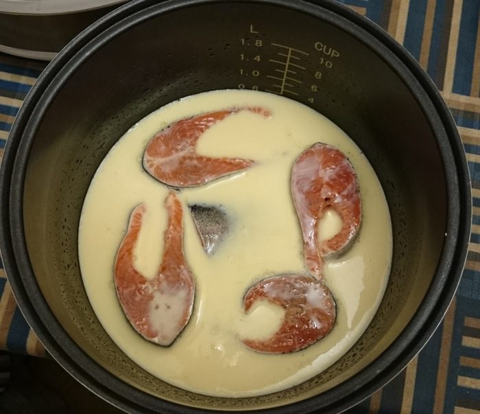 Форель в омлете