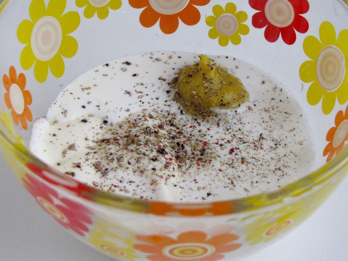 Салат из краснокочанной купусты с тыквенными семечками