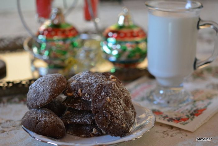 Шоколадное печенье с фундуком