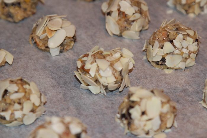 Арналевское шоколадное печенье с орехами