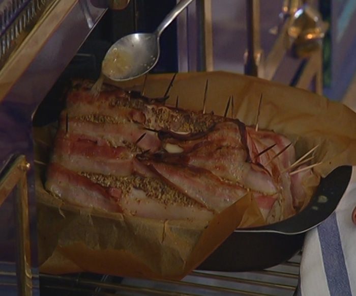 Свинина, запеченная в горчице