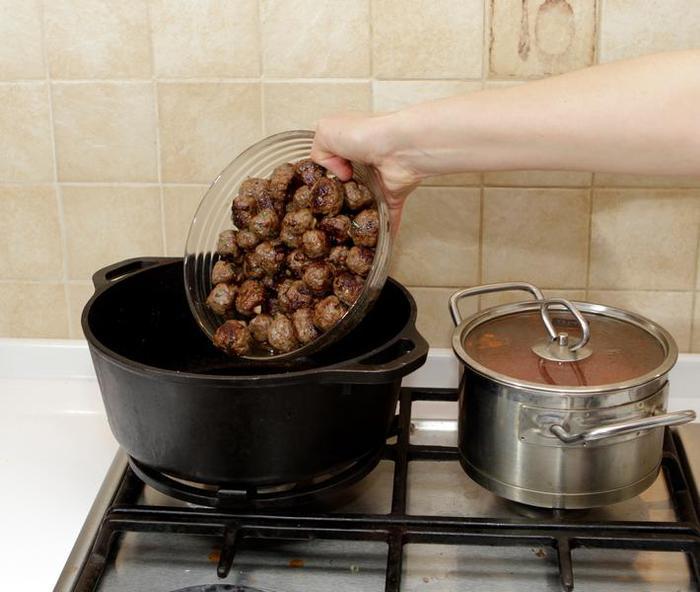 Паста Феттуччине с нежными итальянскими тефтельками