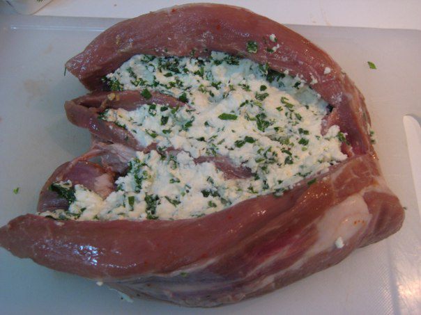 Окорок, запеченный с фетой «Башмачок»