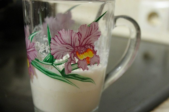 Шоколадный рулет с кремом из манки