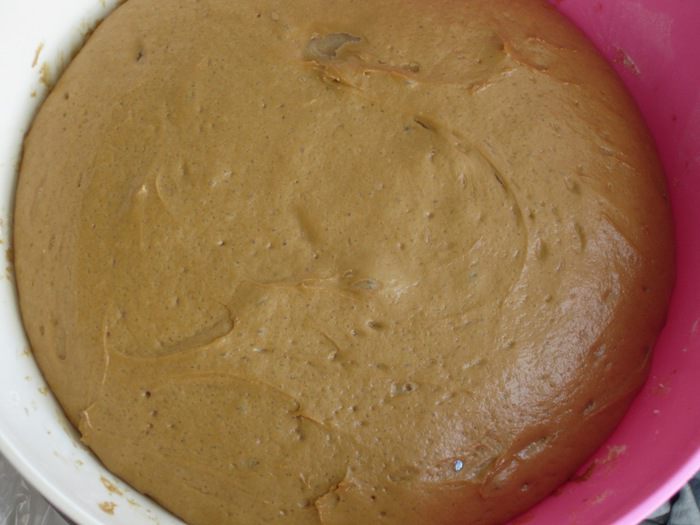 Кофейный пирог-спираль с карамелью