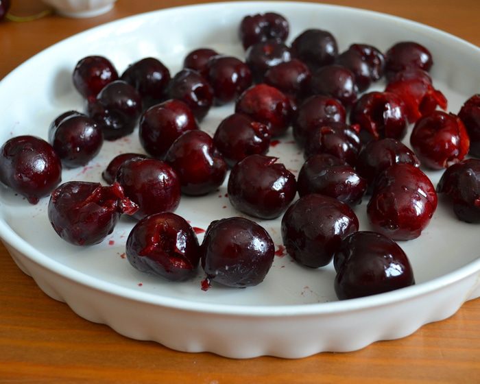 Клафути с черешней