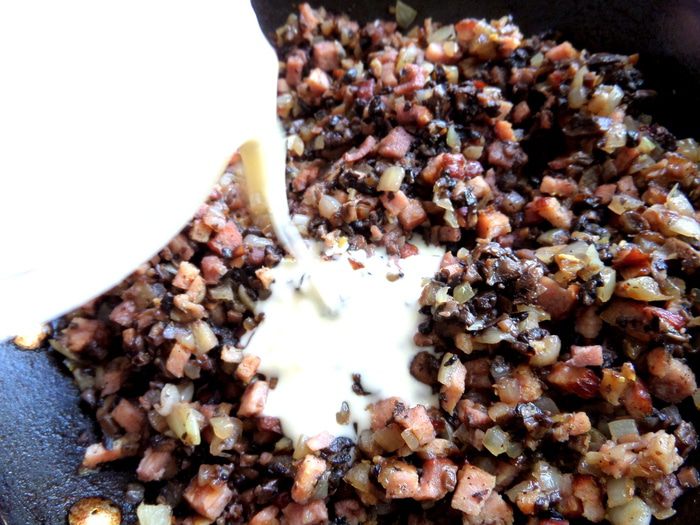 Сливочный жульен с ветчиной и грибами