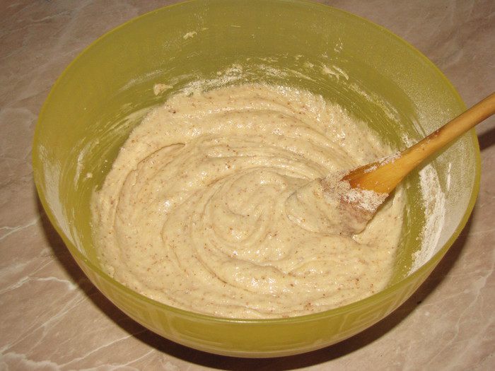 Миндальный пирог с персиками и штрейзелем