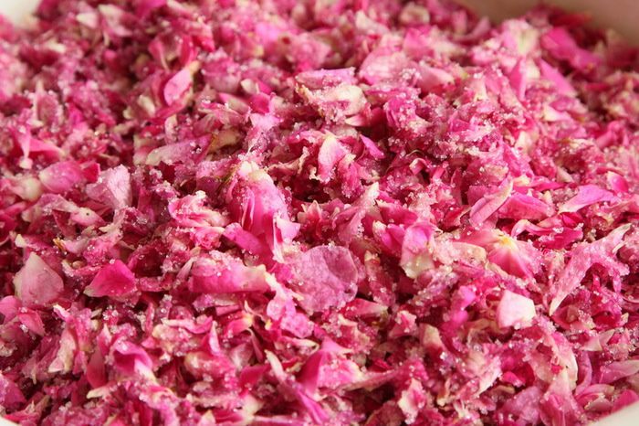 Варенье из лепестков чайной розы