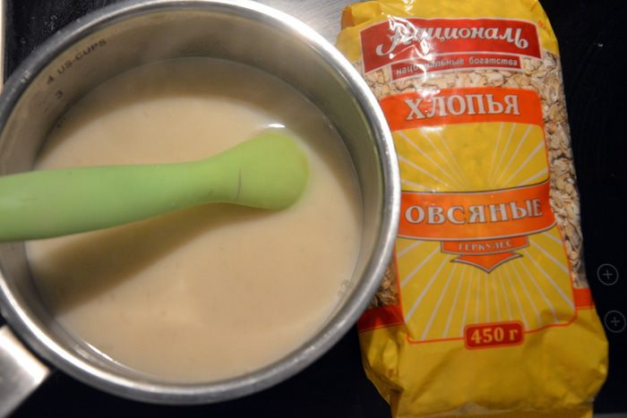 Овсяный кисель с черникой