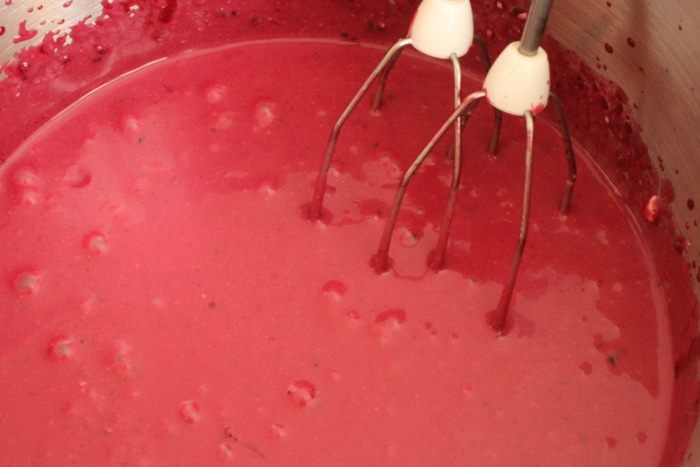 Бруснично-черничный мусс