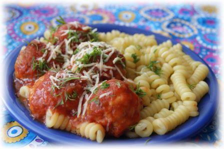 Тефтельки в красном соусе