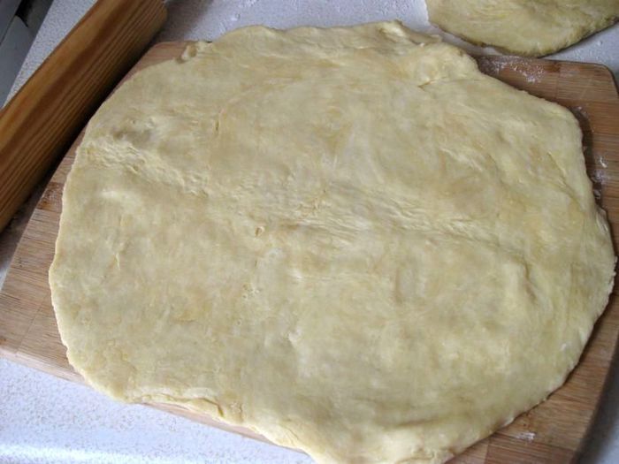  Пирог из нежной курочки с луком и сидром