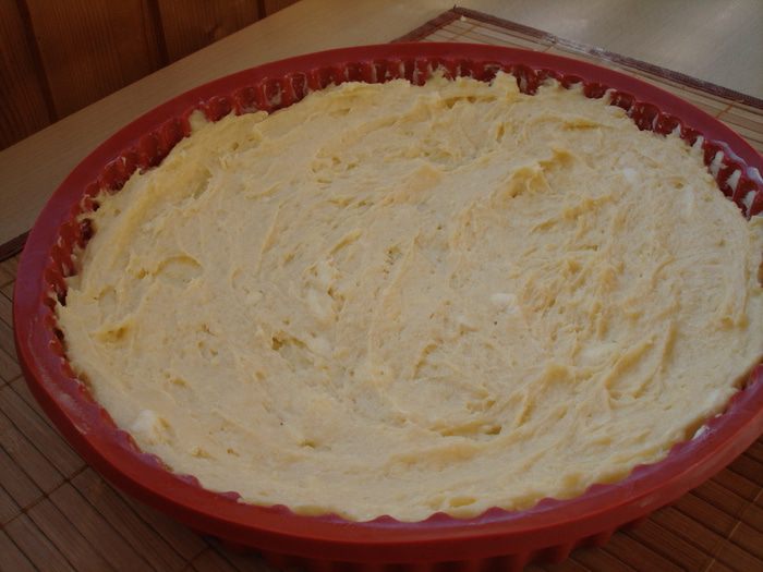 Яблочный пирог из творожного теста.