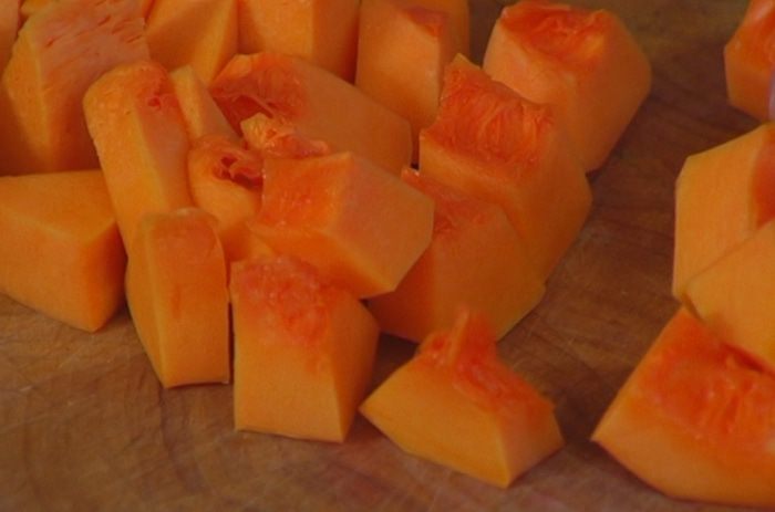 Паста с тыквой, руколой и творожным соусом 