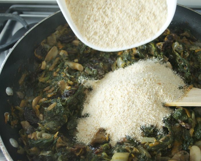 Жаркое из фаршированной курицы