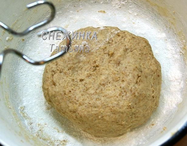 Ароматный хлебец на кефире с грецкими орехами