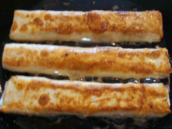 Трубочки из лаваша с начинкой