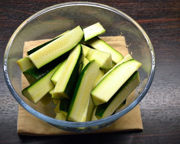 Запеченные ароматные цукини