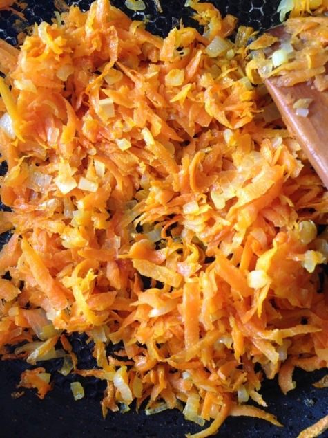 Печеночный торт с яблочным кремом