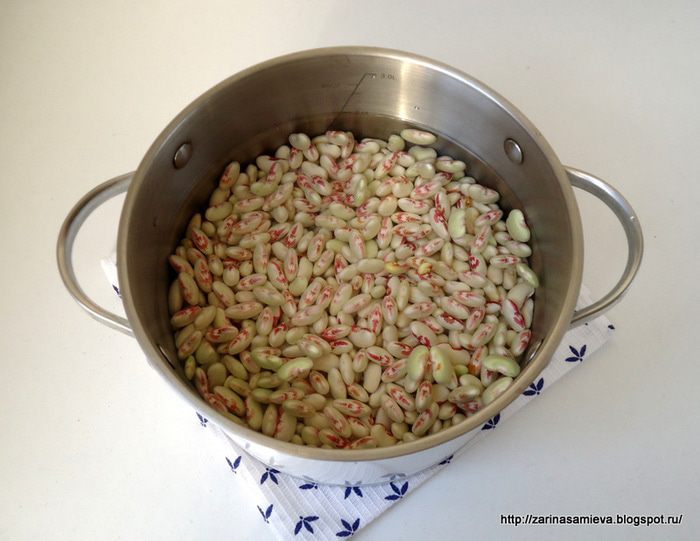 Фасоль в томатном соусе