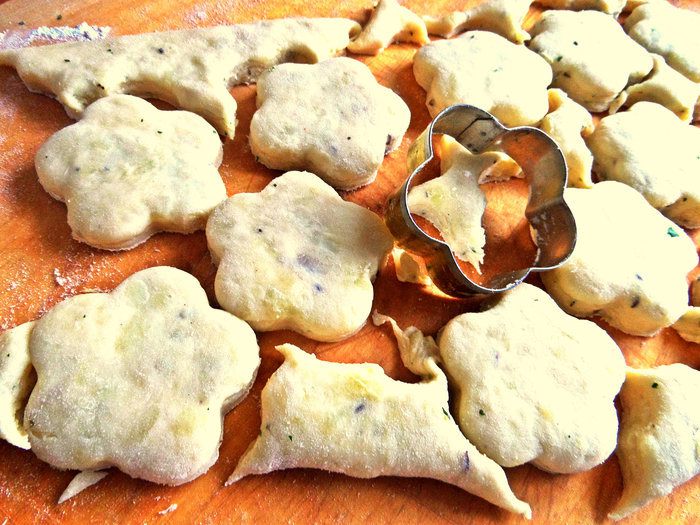 Картофельные слоечки-цветочки