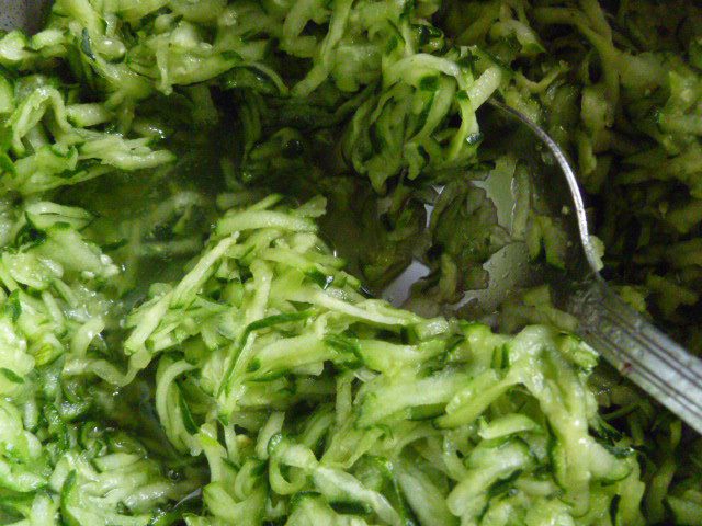 Огурцы в огурцах