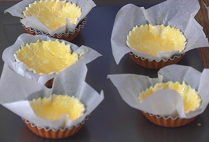 Тарты с раковыми шейками и зеленью