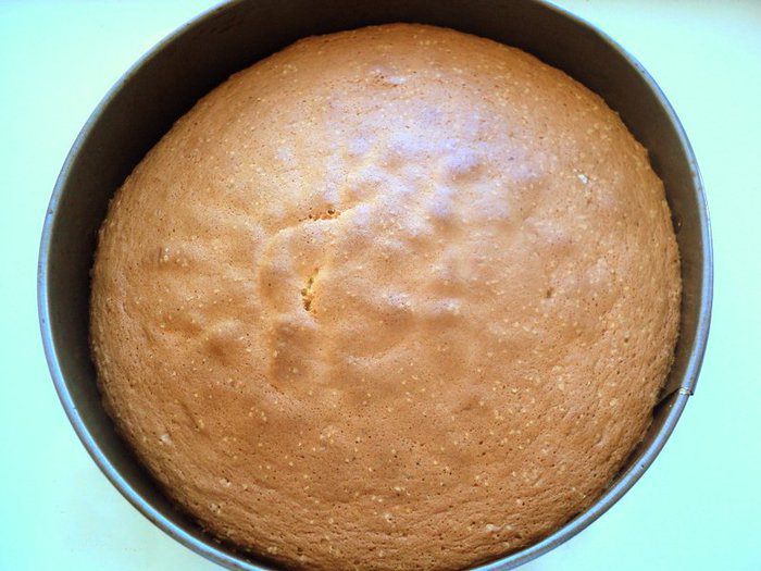 Пирог с яблоками и меренгой