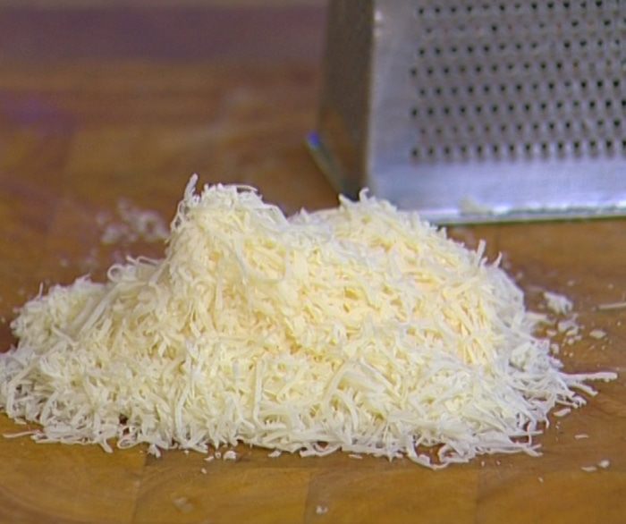 Лазанья из цукини с рикоттой и соусом песто