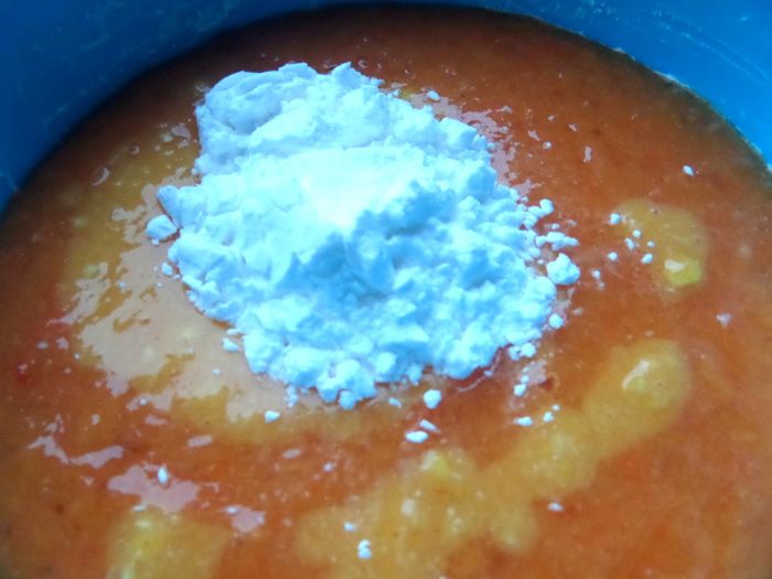 Ватрушка под мармеладом из хурмы