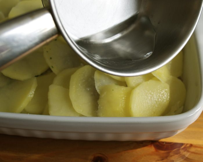 Картофельный гратен с мясом