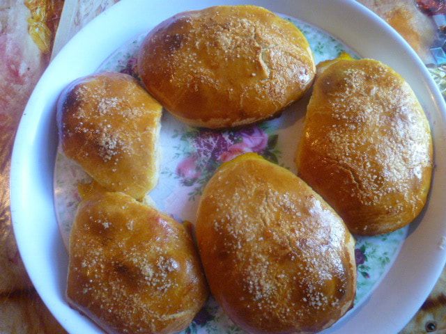 Сладкие булочки на закваске