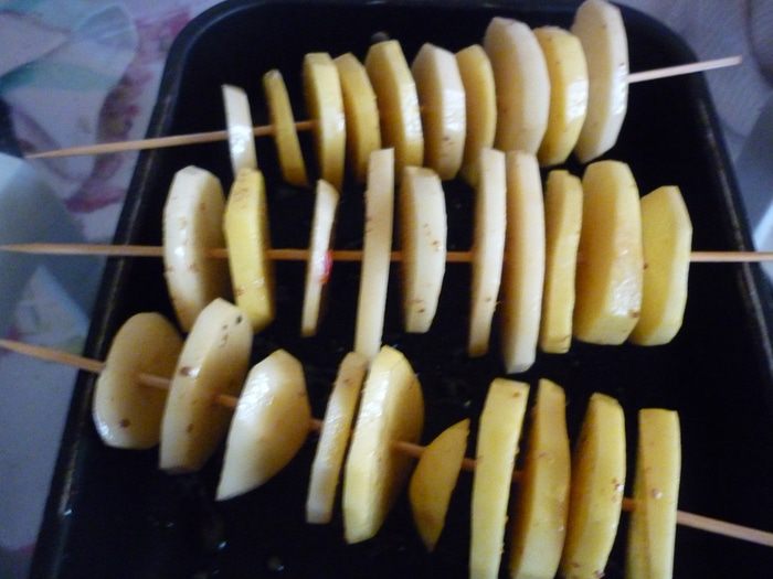 Картофельные шашлычки