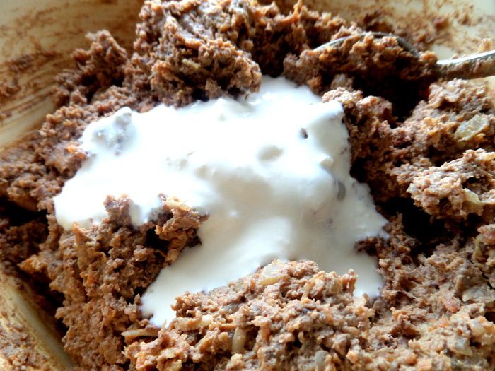 Хлебные корзиночки с паштетом из печени и сыра