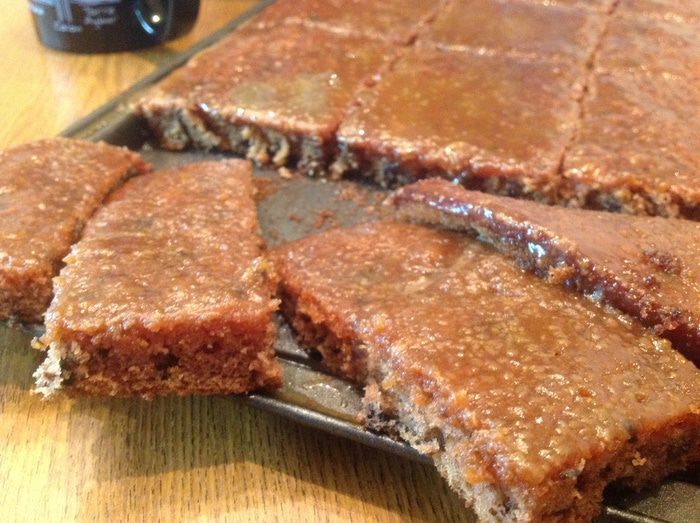 Пирог с черносливом