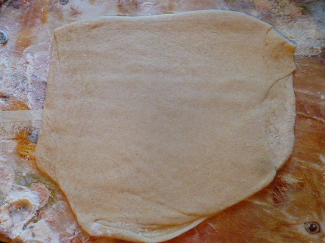 Быстрое слоеное тесто на закваске