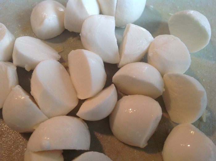 Пирог со свининой, щавелем и сыром