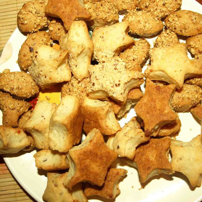 Сырное печенье с миндалем