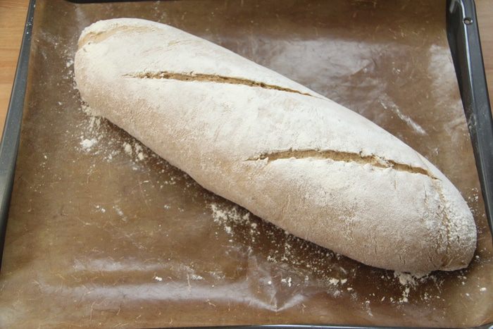 Анисовый хлеб на темном пиве