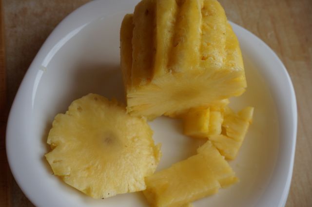 Ананасово-ягодный смузи