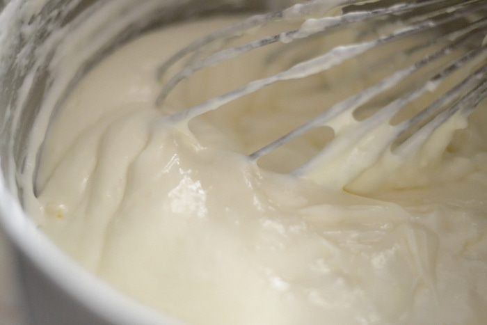 Эклеры со сливочно-шоколадным кремом (Ekler fánk)