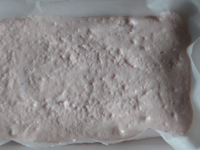 Канапе с муссом из ветчины и рикотты