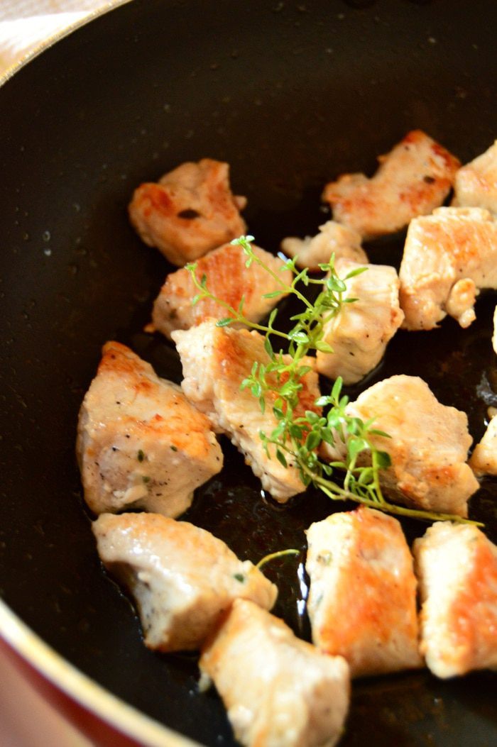 Салат с индейкой и ананасами