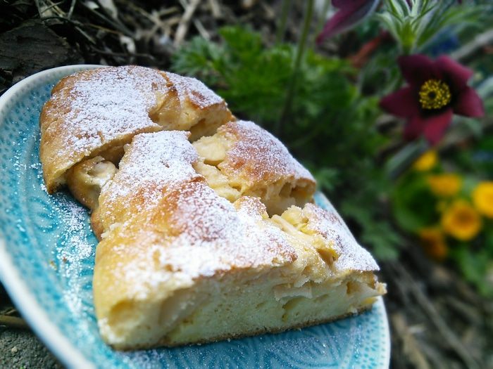 Изображение к рецепту Творожный пирог с ванильным кремом и яблоками