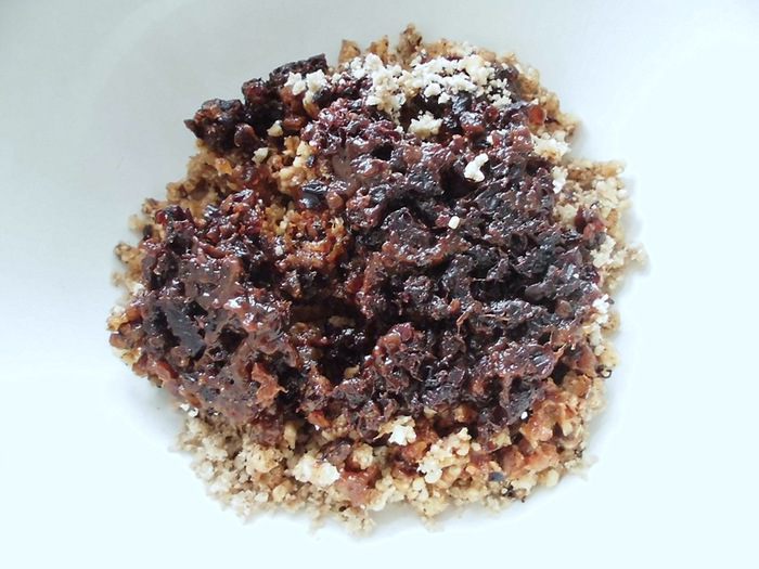 Шоколадные трюфели с кунжутом